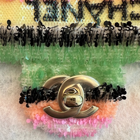 SOLD ON TRADESY ❗️ CHANEL MINI FLAP BAG SEQUINS & GOLD-TONE METAL MULTICOLOR - Picture 9 of 12